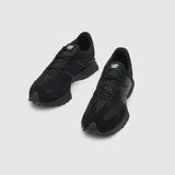 New Balance 327 - Triple Black Men